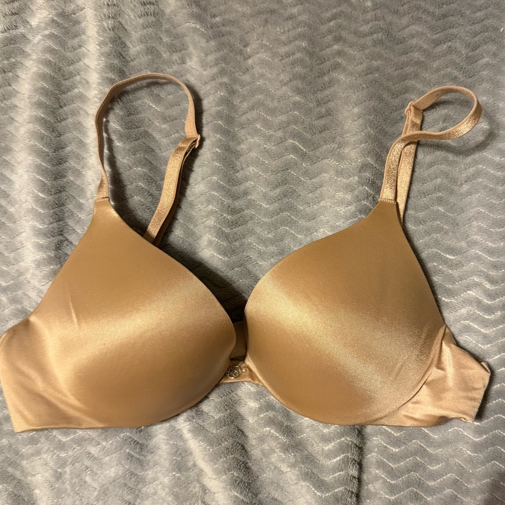 Victoria Secret Seamless Push Up Bra